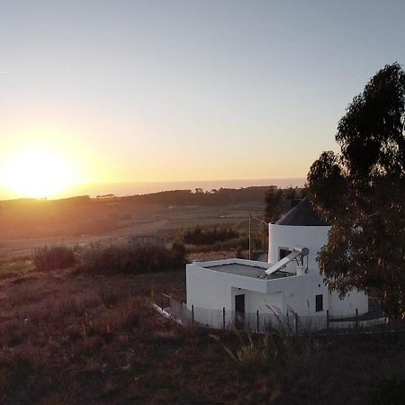 Appartamento O Moinho 98 - A Cozy Getaway By The Coast Lourinhã Esterno foto